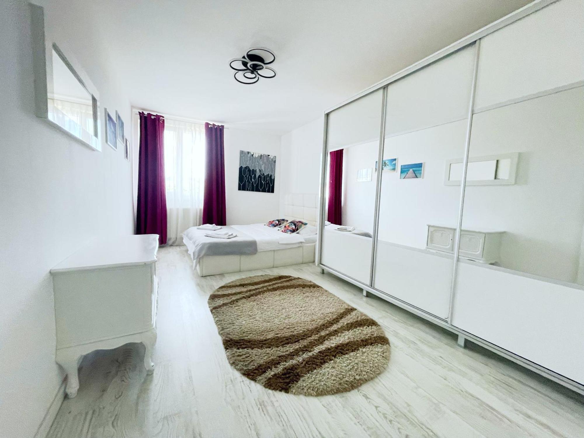 Yamalux Apartments - Ploiesti 33 Κλουζ-Ναπόκα Εξωτερικό φωτογραφία